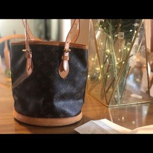 Louis Vuitton Petit Bucket